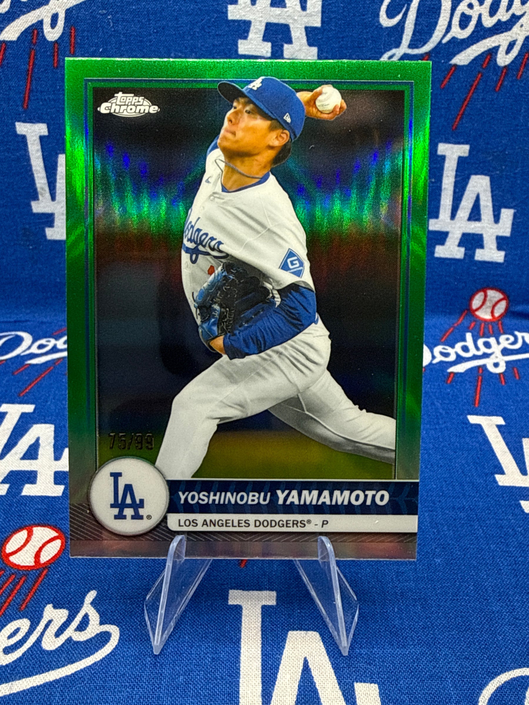 2026 Topps Chrome Flagship Yoshinobu Yamamoto Green Refractor #72 Numbered 75/99 Los Angeles Dodgers