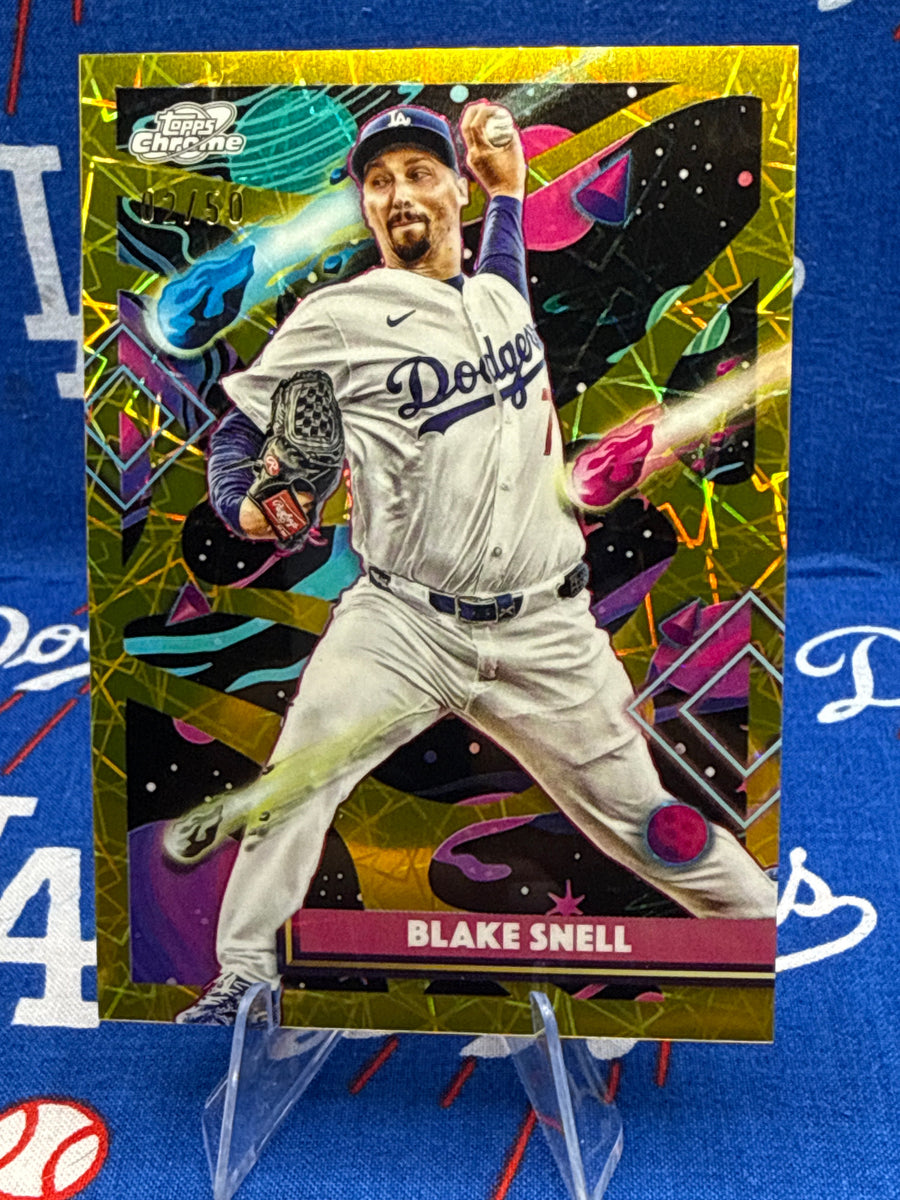 2025 Topps Chrome Blake Snell Gold Mojo Refractor #131 02/50 Los Angeles Dodgers