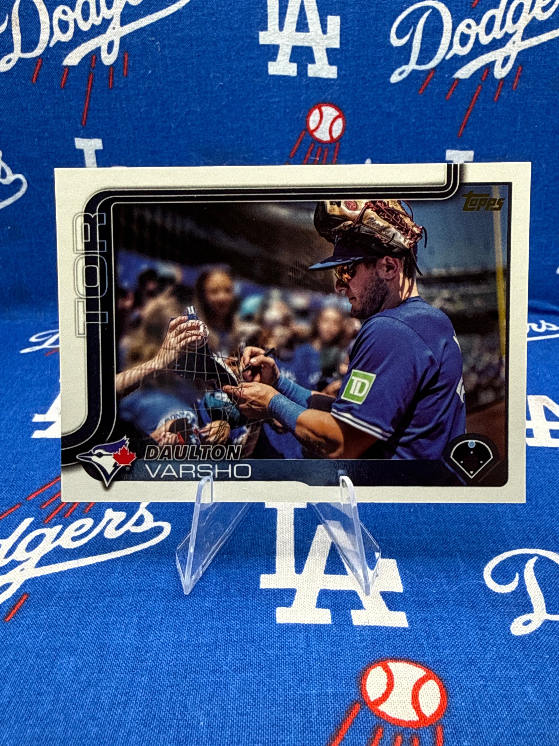 2025 Topps Series One Daulton Varsho Golden Mirror Image Variation #119 Toronto Blue Jays
