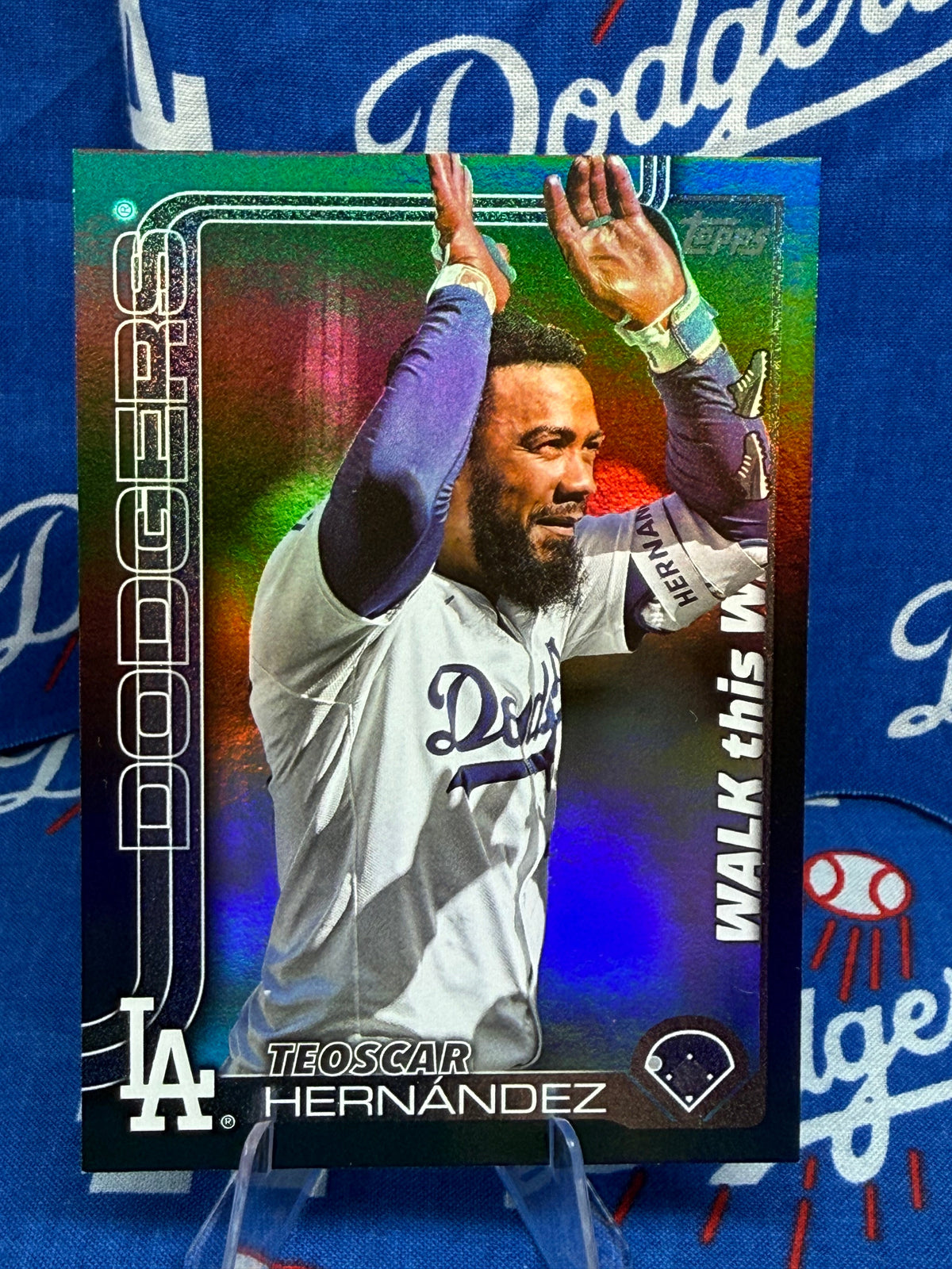 2025 Topps Series 1 Teoscar Hernandez Walk This Way #WTW-19 Numbered 08/10 Los Angeles Dodgers