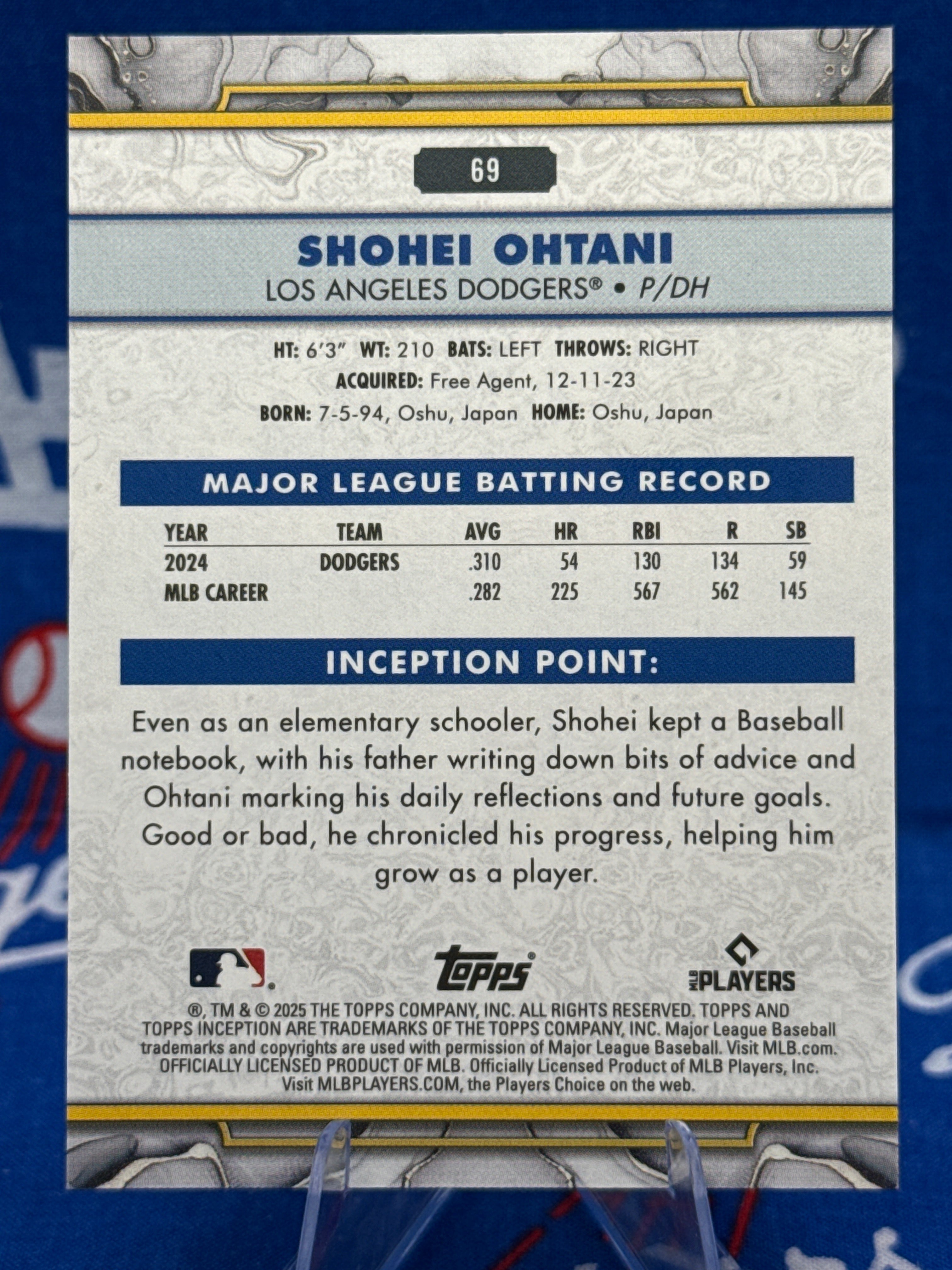2025 Topps Inception - Shohei Ohtani #69 Los Angeles Dodgers Green Parallel