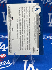 2026 Topps Chrome Flagship Yoshinobu Yamamoto Green Refractor #72 Numbered 75/99 Los Angeles Dodgers
