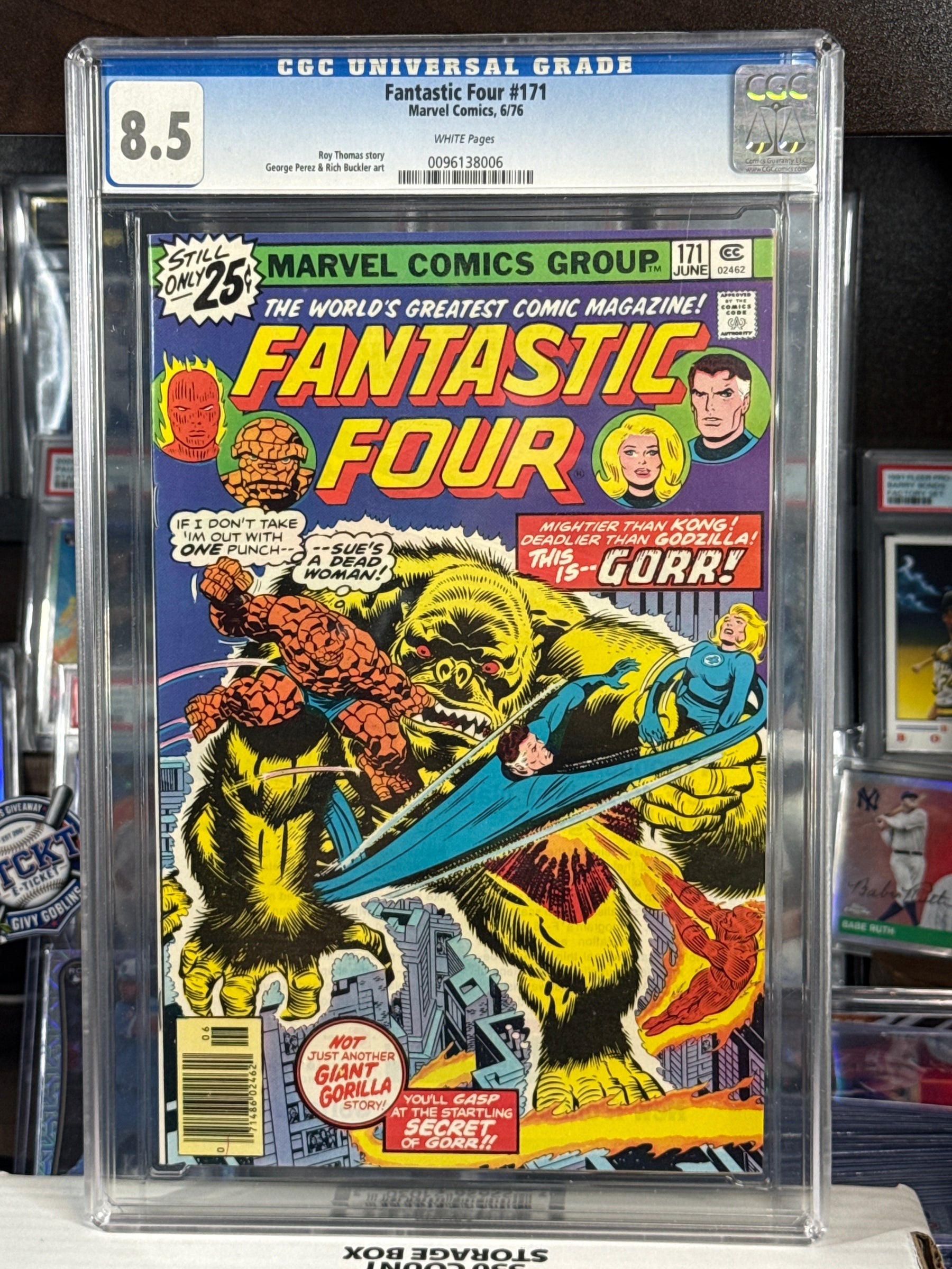 Fantastic Four #171 CGC 8.5 — Marvel Comics (June 1976) White Pages — George Pérez Art — Gorr Appearance
